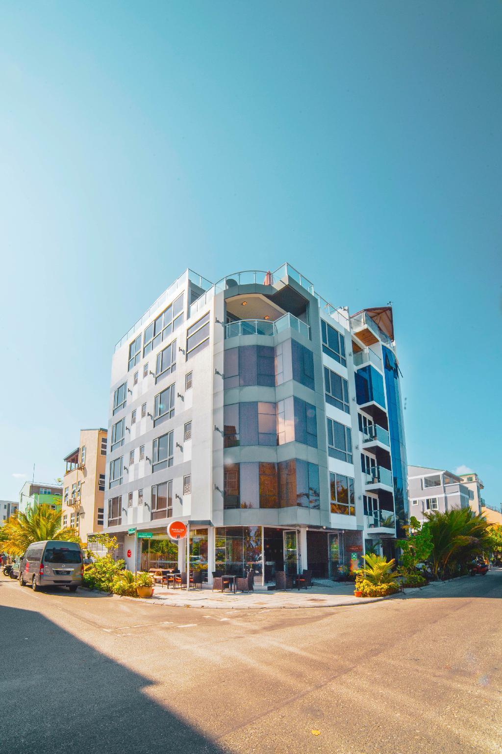 Paralian Hulhumale' Hotel Exterior photo